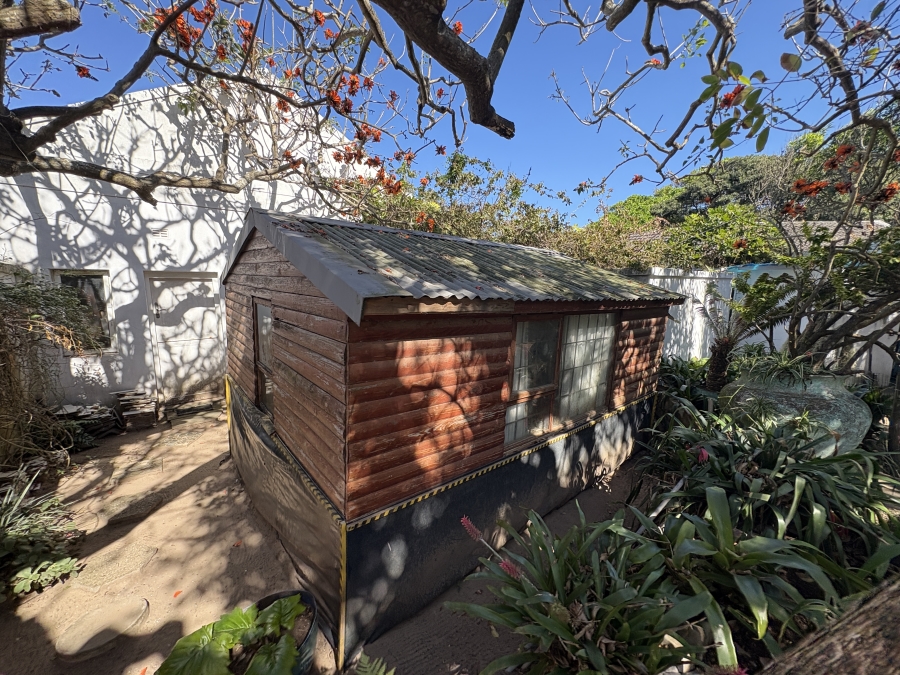 5 Bedroom Property for Sale in Gonubie Eastern Cape